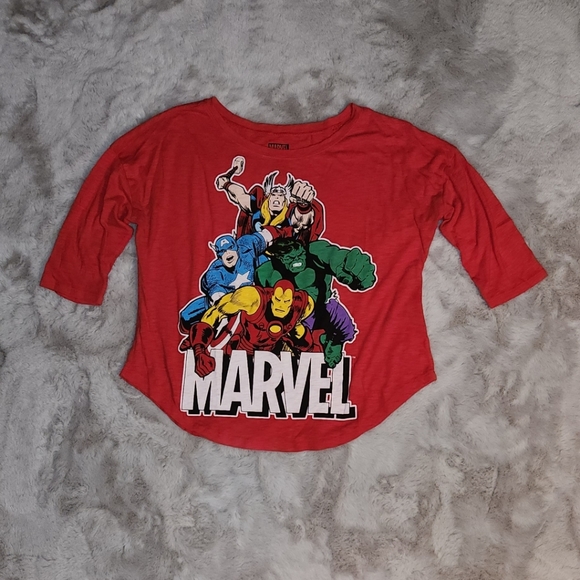 Tops - Marvel Heros shirt, junior's size large, color red